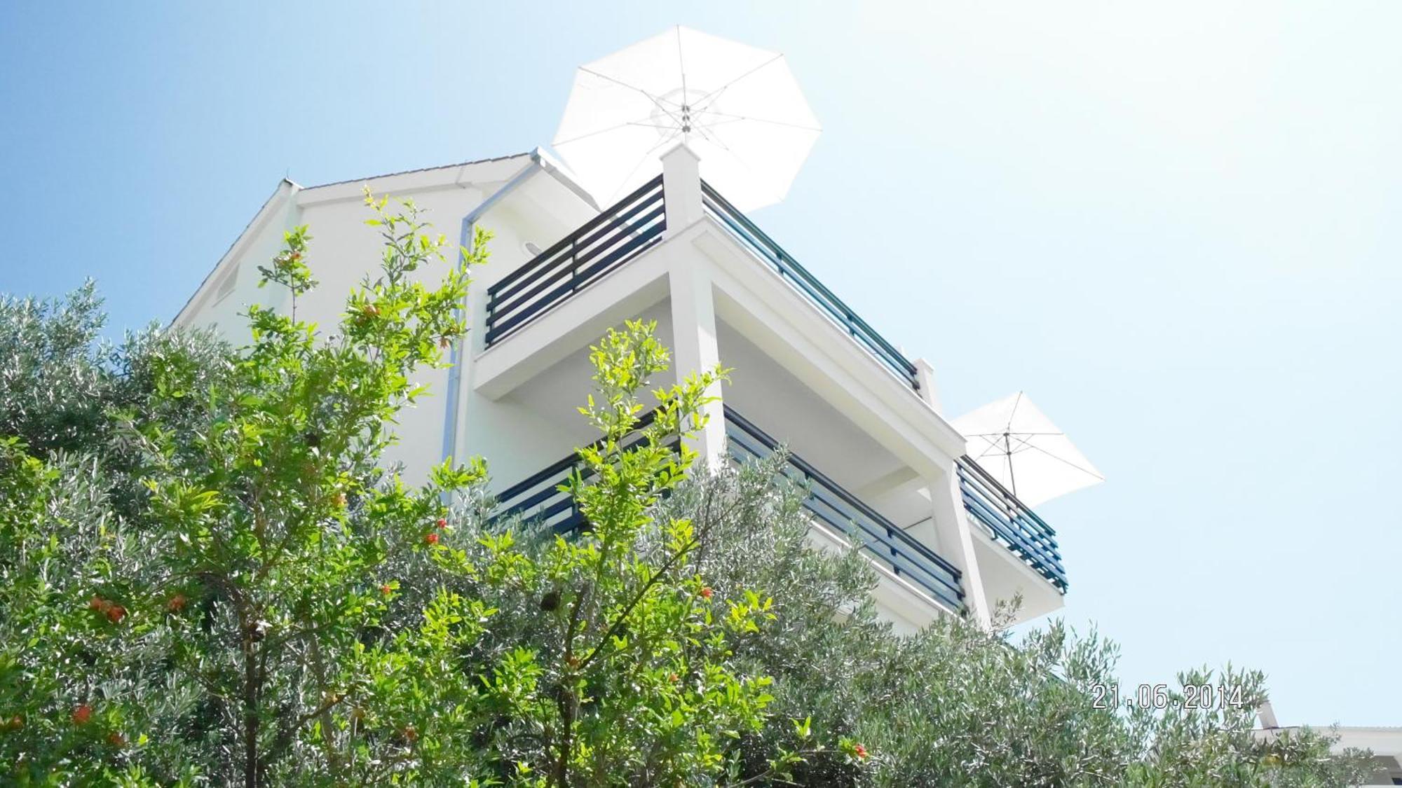 Apartments Sea View โอมิช ภายนอก รูปภาพ